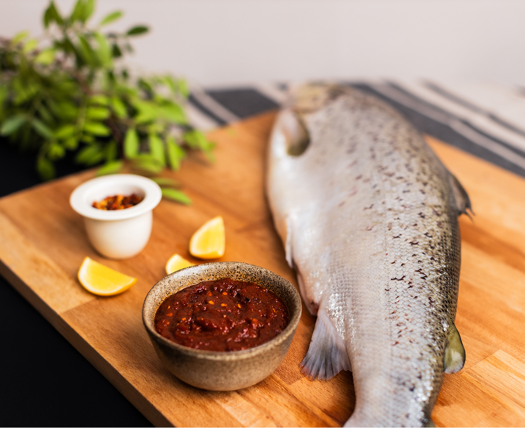 Dinnerset: Ganzer Lachs mit Chili-Papaya-Marinade